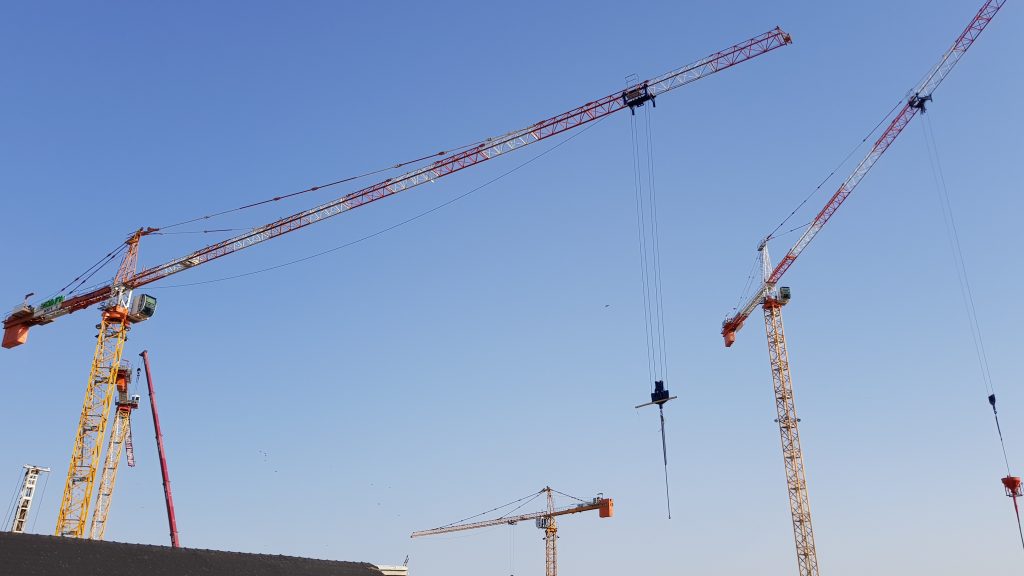 עגורנים 12-16 טון בפרויקט אצטדיון בלומפילד המחודש תל אביב-יפו - תמונה 4 | רמא