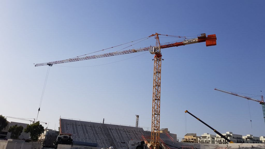 עגורנים 12-16 טון בפרויקט אצטדיון בלומפילד המחודש תל אביב-יפו - תמונה 9 | רמא