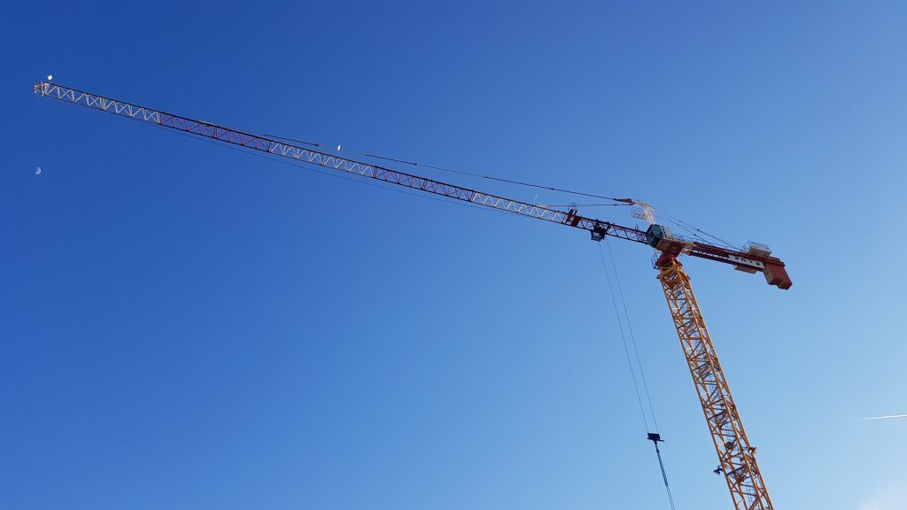 עגורנים בפרויקט מגדלי המגורים של גינדי ורם אדרת – הוד השרון - תמונה 9 | רמא