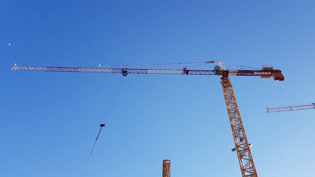 עגורנים בפרויקט מגדלי המגורים של גינדי ורם אדרת – הוד השרון - תמונה 18 | רמא