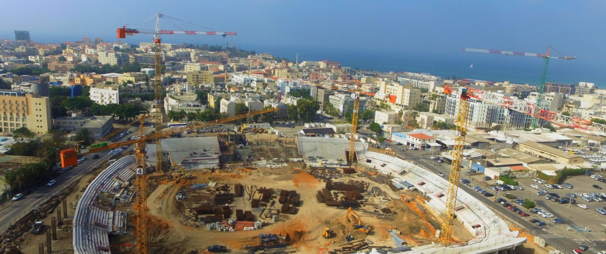 עגורנים 12-16 טון בפרויקט אצטדיון בלומפילד המחודש תל אביב-יפו