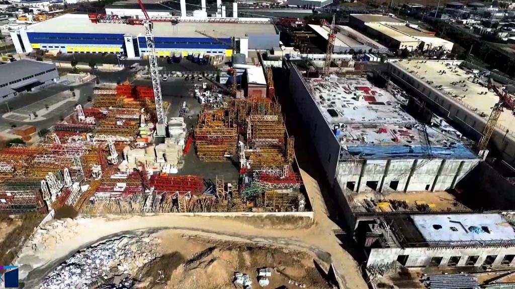 עגורני 12–16 טון בפרויקטי מרכזי נתונים ברמלה ובפתח תקווה – דניה סיבוס
