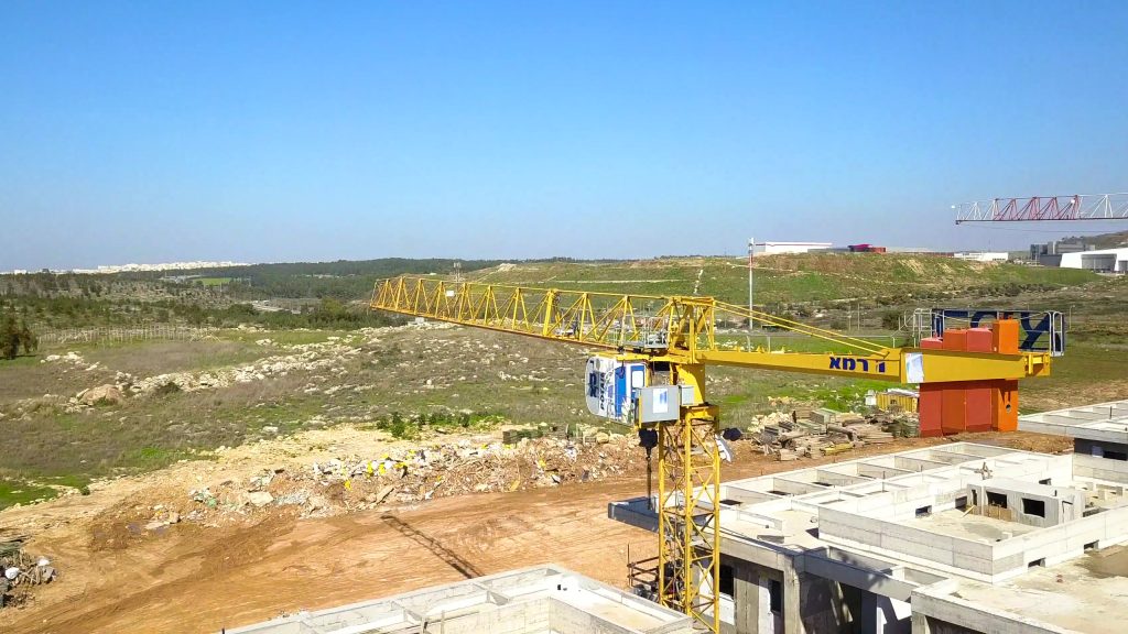 עגורני צריח בפרויקט בית החולים סורוקה באר שבע – קן התור - תמונה 4 | רמא