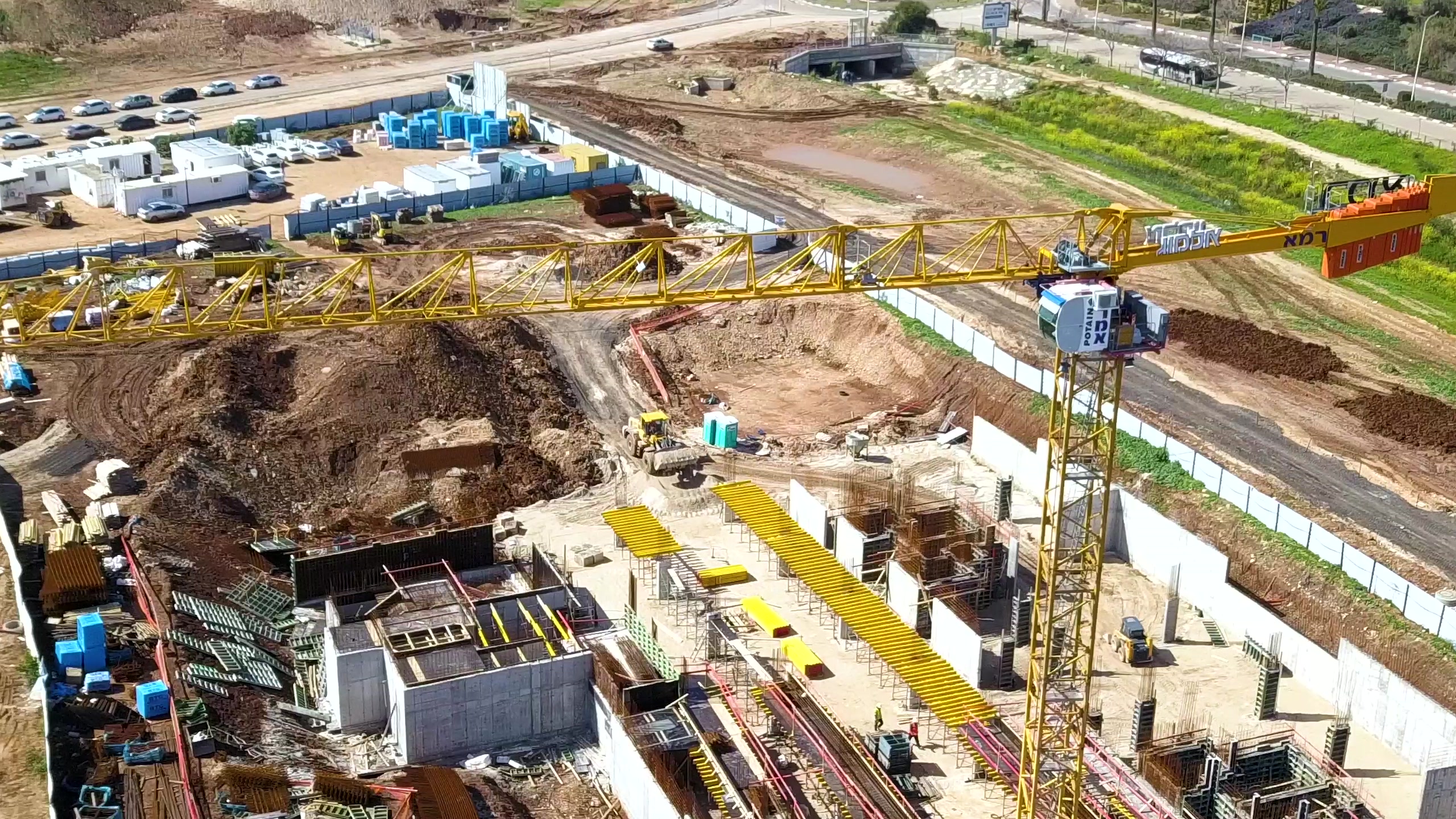 ייעוץ ותכנון הצבת עגורנים באתר בנייה | רמא